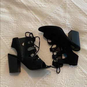 Steve Madden Lace Up Black Heels